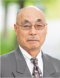 津田 彰