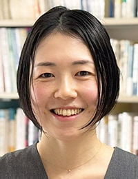 白井 真理子